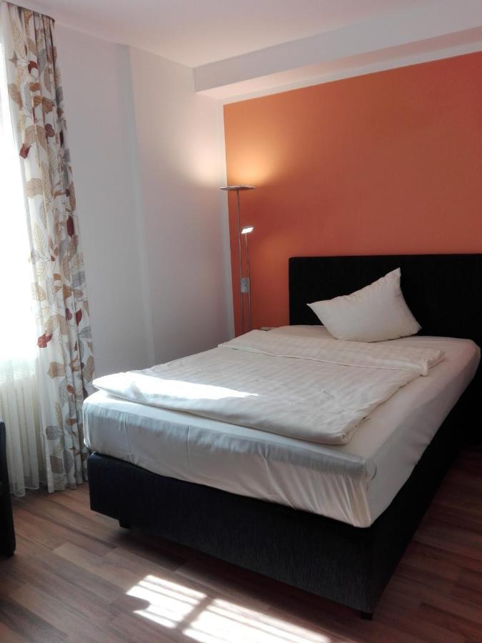 Hotel Am Schloss Alzey Luaran gambar
