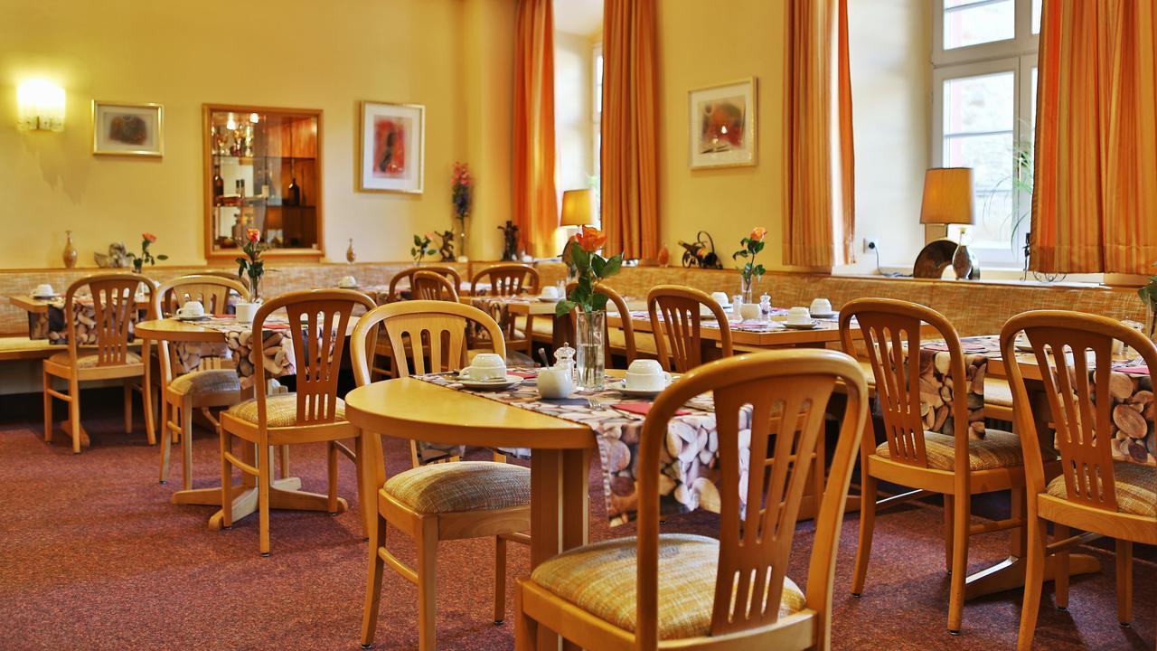 Hotel Am Schloss Alzey Luaran gambar